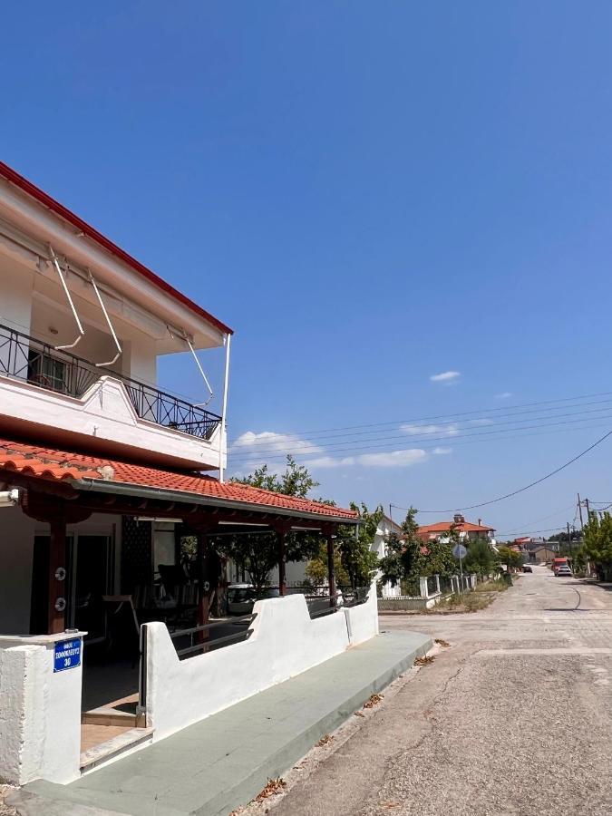 Dimitra House Entire Apartment With Balcony And View Pherrai Exterior foto